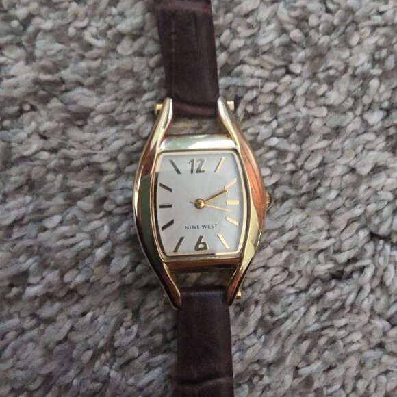 Brand new NineWest womans Watch - Picture 1 of 5